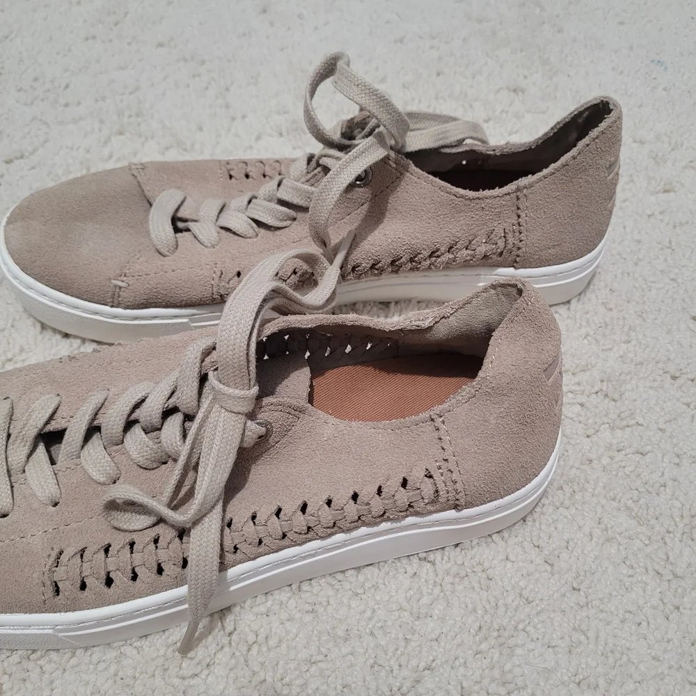 Toms Tan Sneakers Suede Low-Top Casual Size 6.5 - Picture 5 of 8